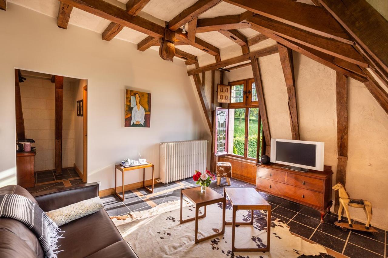 Manoir De La Groye Hotel Saint-Saturnin-sur-Loire Bagian luar foto