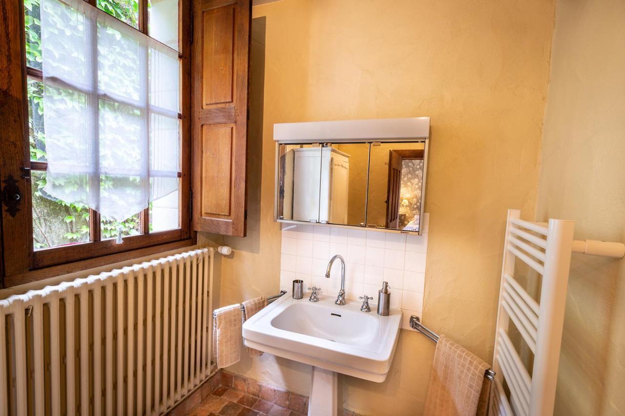 Manoir De La Groye Hotel Saint-Saturnin-sur-Loire Bagian luar foto