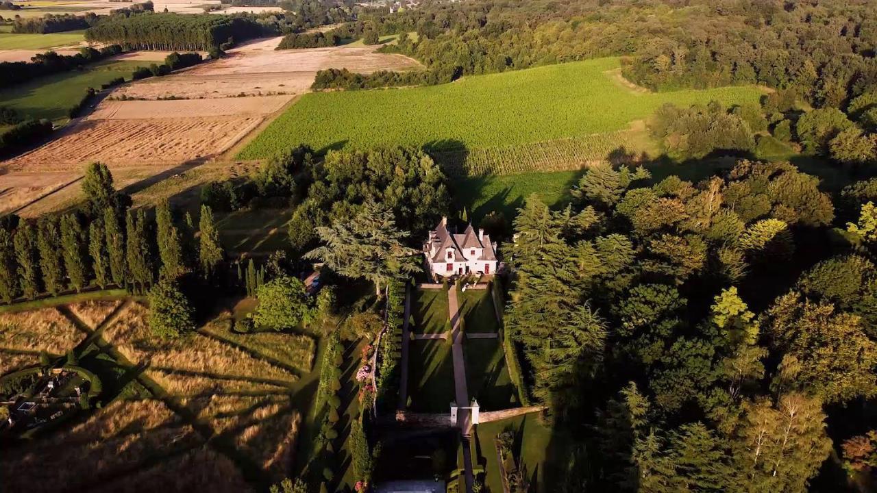 Manoir De La Groye Hotel Saint-Saturnin-sur-Loire Bagian luar foto