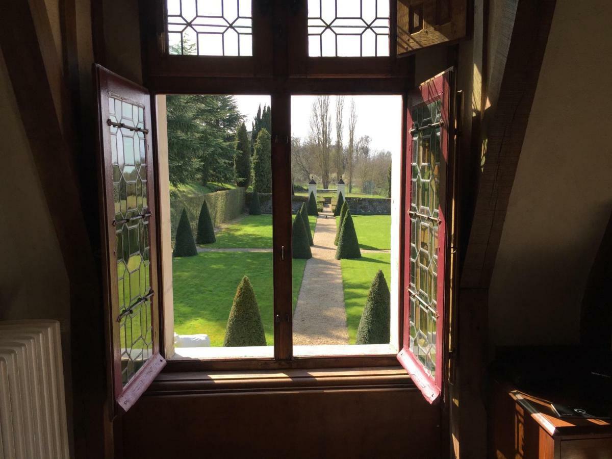 Manoir De La Groye Hotel Saint-Saturnin-sur-Loire Bagian luar foto
