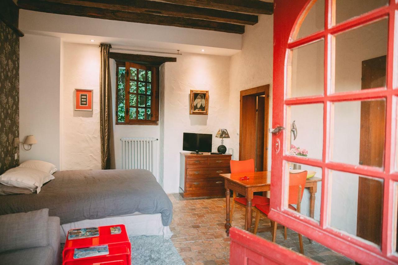 Manoir De La Groye Hotel Saint-Saturnin-sur-Loire Bagian luar foto