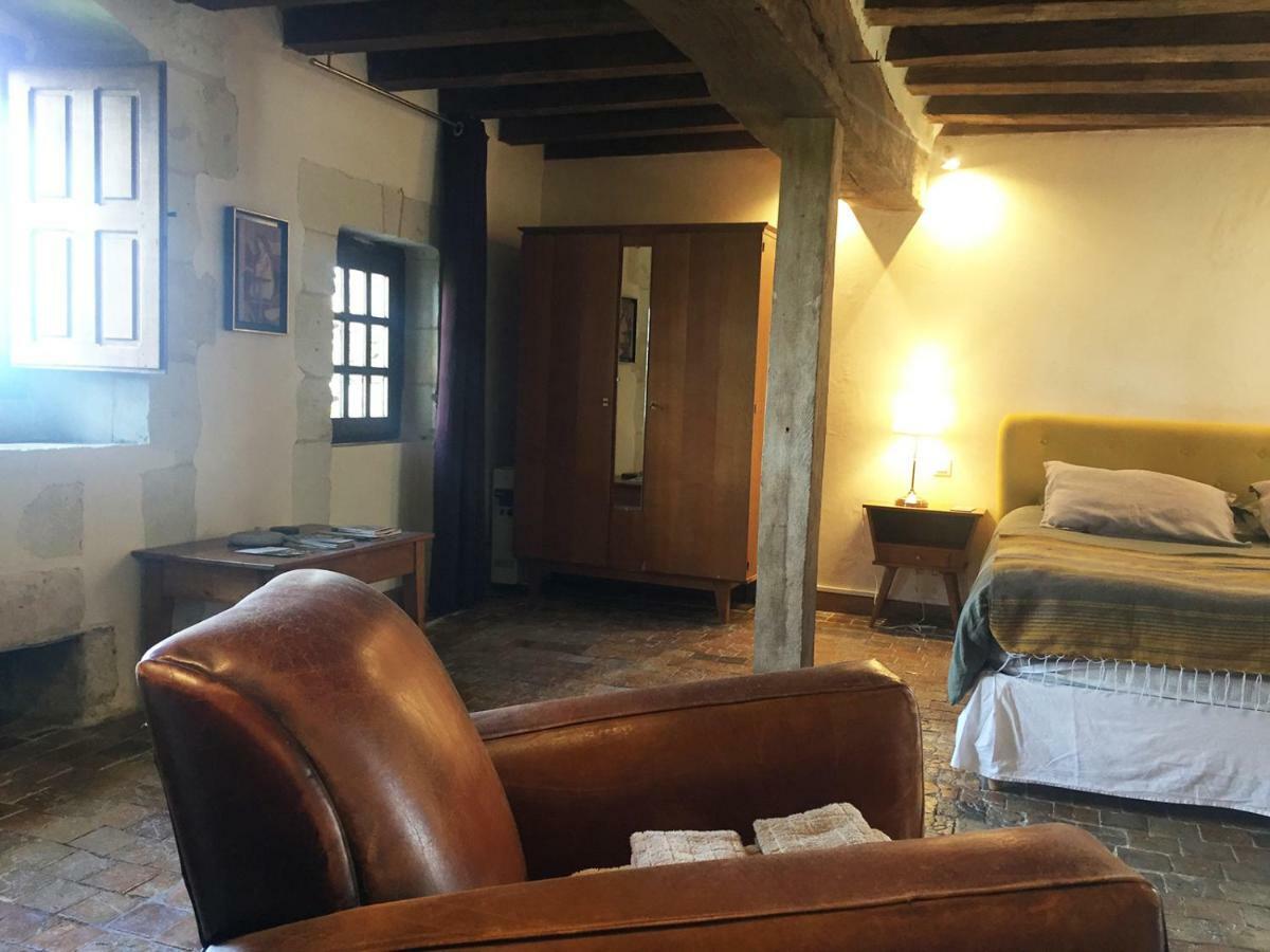 Manoir De La Groye Hotel Saint-Saturnin-sur-Loire Bagian luar foto